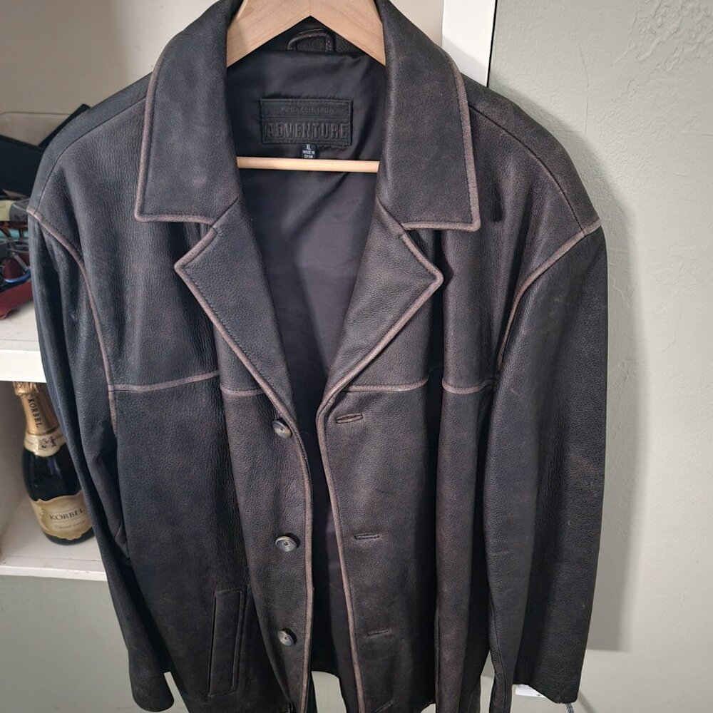 Leather jacket - Picture 2 of 2